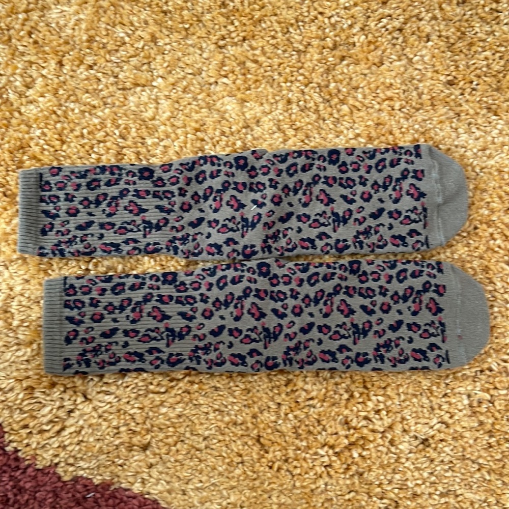 Madewell green leopard socks